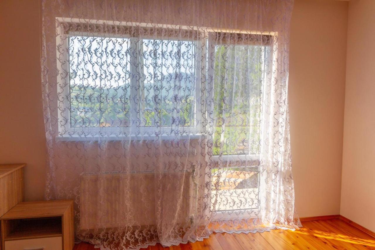 Садиба Під Лісом Volovets Eksteriør billede